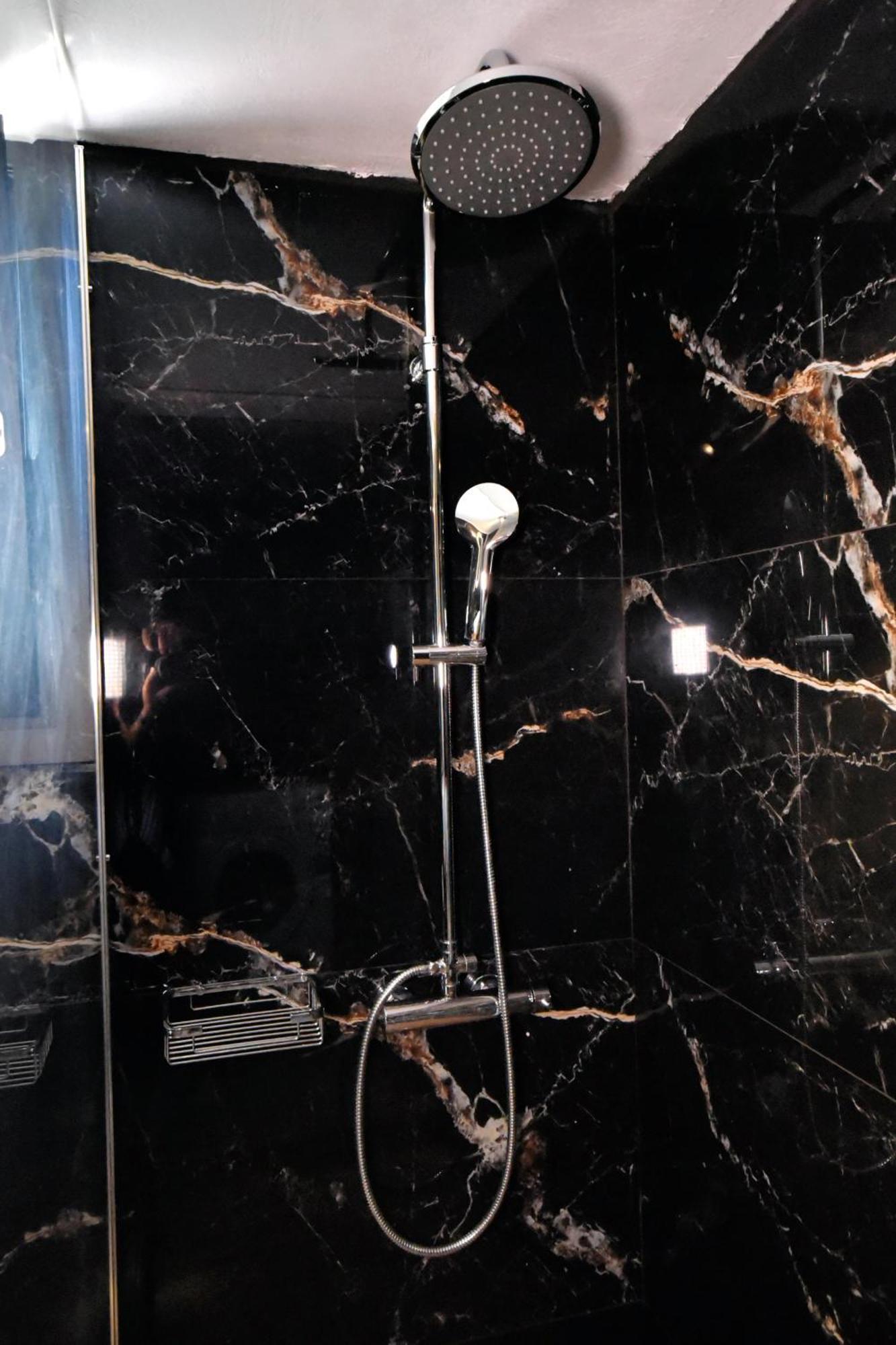 Artemis Apartment Agria Bagian luar foto